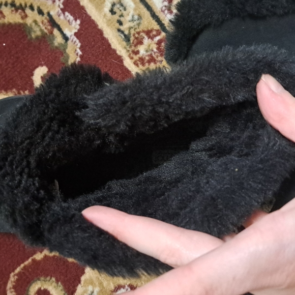 Black Skechers Winter Boots - Picture 3 of 4